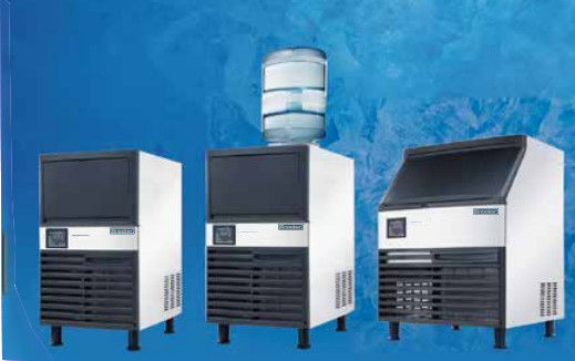 SK-120P स्टरलाइज़ेशन क्यूब आइस मशीन बार ऑल-इन-वन 55 किग्रा के साथ बर्फ की सेल्फ-सर्विस की ताज़ा स्लाइसें